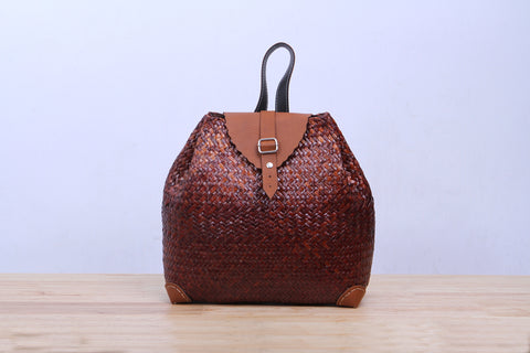 Seagrass Wicker Backpack (Brown)