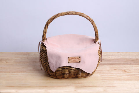 Paniers NEM - Rattan wicker basket with a lamb leather cover (Rose pastel)